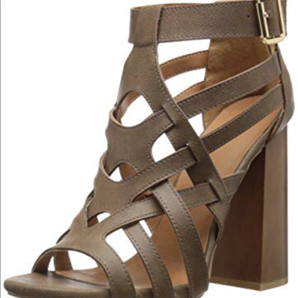 Qupid Heels - Picture 2 of 5